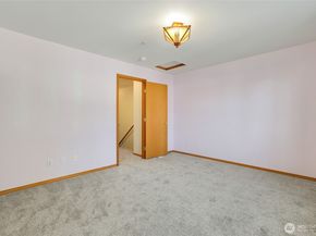 418 17th Street SE 14 D, Auburn WA 98002