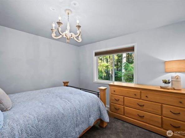 6909 Wentworth Avenue SW, Port Orchard WA 98367