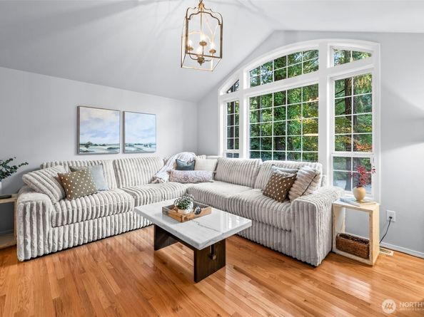 6909 Wentworth Avenue SW, Port Orchard WA 98367