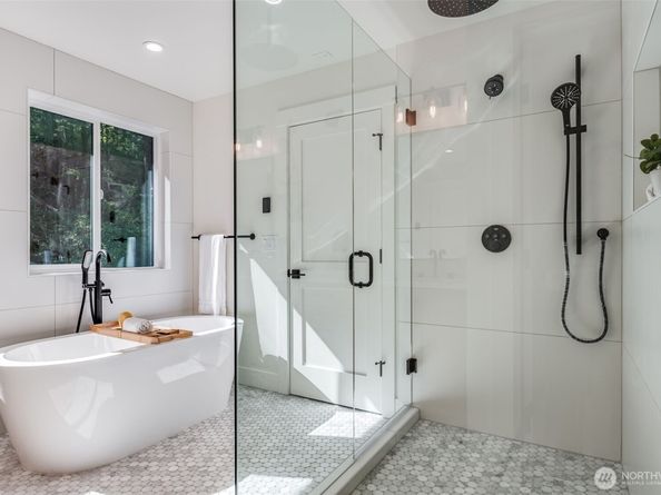 10661 Forbes Creek Drive, Kirkland WA 98033