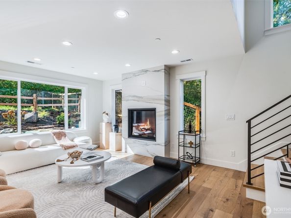 10661 Forbes Creek Drive, Kirkland WA 98033