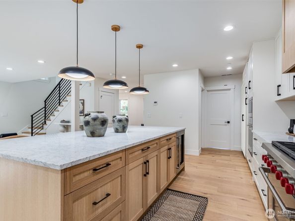 10661 Forbes Creek Drive, Kirkland WA 98033