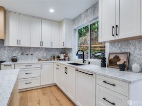 10661 Forbes Creek Drive, Kirkland WA 98033