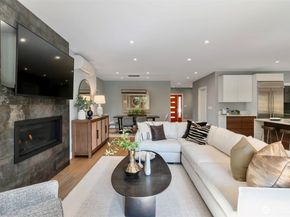 2561 NE 85th Street, Seattle WA 98115