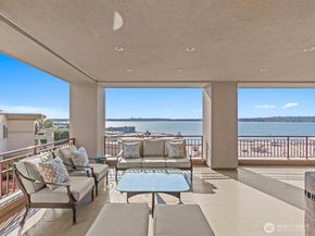 215 5th Avenue S C202, Kirkland WA 98033