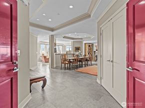 215 5th Avenue S C202, Kirkland WA 98033