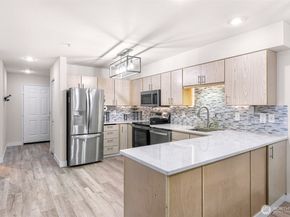 18210 73rd Avenue NE 204, Kenmore WA 98028