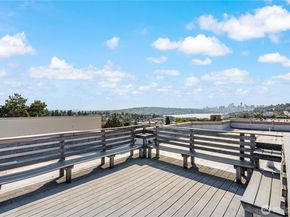 4020 Aurora Avenue N 302, Seattle WA 98103