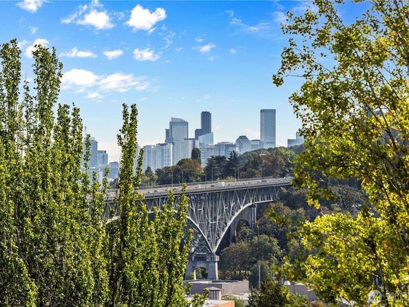 3819 A Fremont Avenue N, Seattle WA 98103
