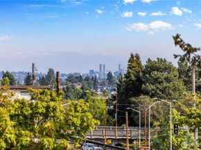 3819 A Fremont Avenue N, Seattle WA 98103