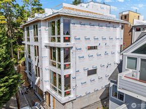 3819 A Fremont Avenue N, Seattle WA 98103