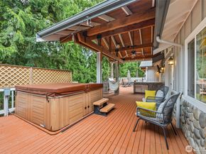575 Mt Logan Drive SW, Issaquah WA 98027