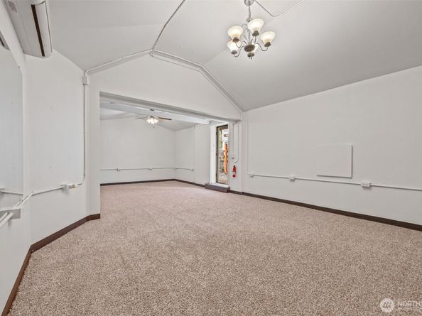 575 Mt Logan Drive SW, Issaquah WA 98027