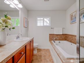 3721 219th Place SE 41, Bothell WA 98021