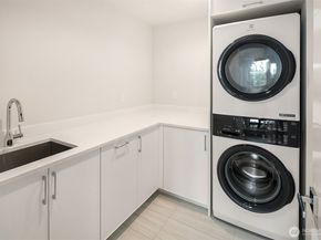 286 118th Avenue SE, Bellevue WA 98005