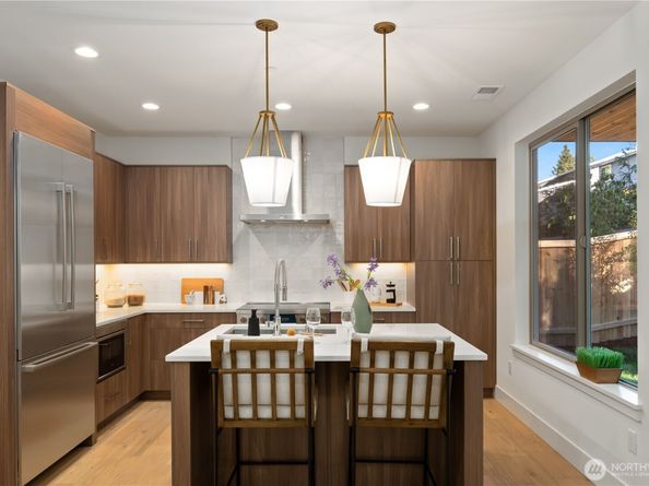 12915 NE 78th Place, Kirkland WA 98033