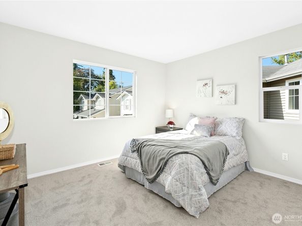1217 143rd Street SW, Lynnwood WA 98037