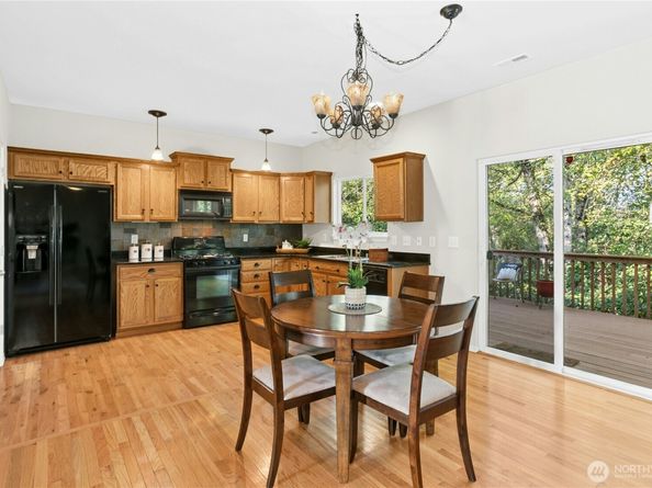 1217 143rd Street SW, Lynnwood WA 98037