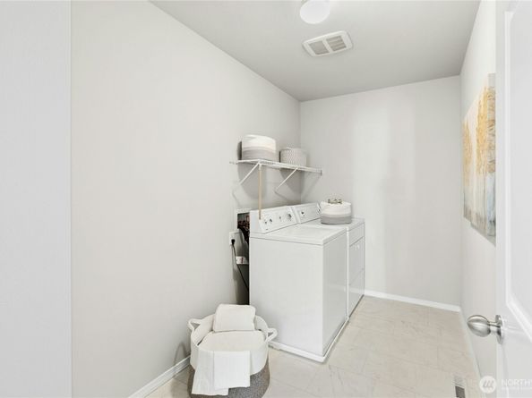 1217 143rd Street SW, Lynnwood WA 98037