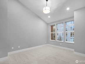 695 NW Locust ST (Homesite #9), Issaquah WA 98027