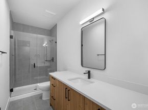 695 NW Locust ST (Homesite #9), Issaquah WA 98027