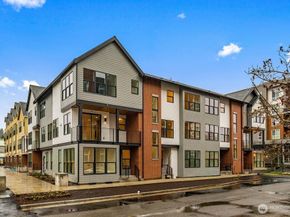 695 NW Locust ST (Homesite #9), Issaquah WA 98027