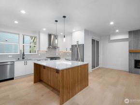 695 NW Locust ST (Homesite #9), Issaquah WA 98027