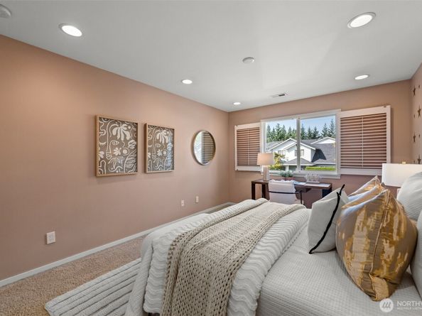 12223 NE 109th Way, Kirkland WA 98033