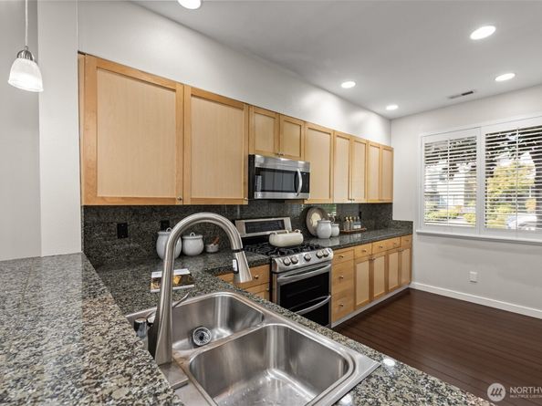 12223 NE 109th Way, Kirkland WA 98033