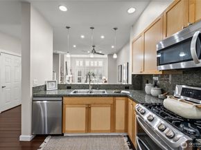 12223 NE 109th Way, Kirkland WA 98033