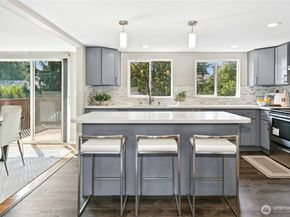 12563 SE 71st Street, Newcastle WA 98056