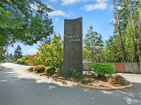 12563 SE 71st Street, Newcastle WA 98056