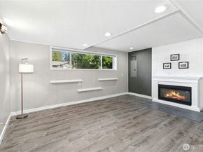 12563 SE 71st Street, Newcastle WA 98056