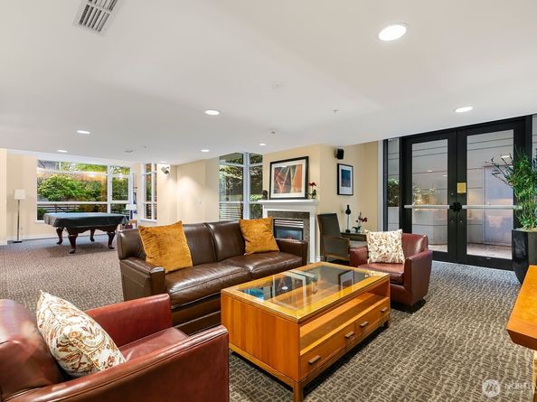1420 Terry Avenue 1903, Seattle WA 98101