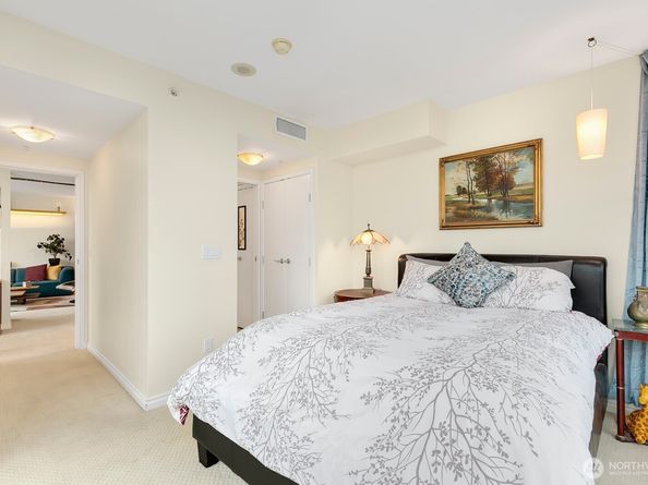 1420 Terry Avenue 1903, Seattle WA 98101