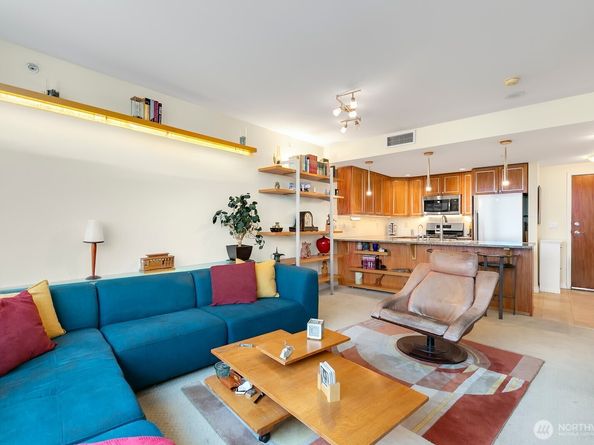 1420 Terry Avenue 1903, Seattle WA 98101