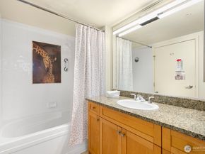 1420 Terry Avenue 1903, Seattle WA 98101
