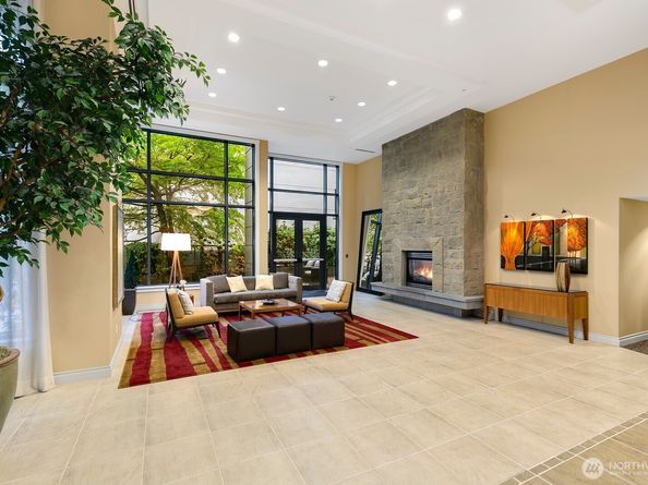 1420 Terry Avenue 1903, Seattle WA 98101