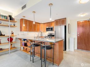 1420 Terry Avenue 1903, Seattle WA 98101