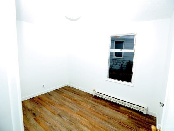 12037 71st Avenue S, Seattle WA 98178