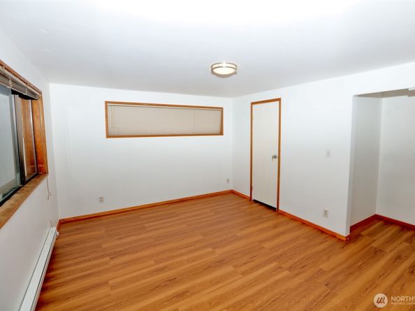 12037 71st Avenue S, Seattle WA 98178