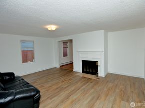 12037 71st Avenue S, Seattle WA 98178