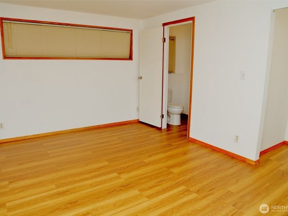 12037 71st Avenue S, Seattle WA 98178