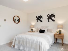 12300 28th Avenue NE 208, Seattle WA 98125