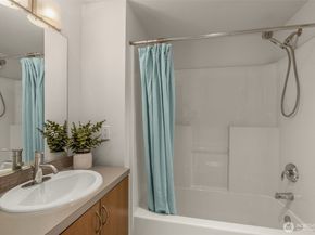 15212 NE 81st Way 103, Redmond WA 98052