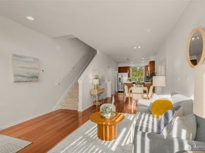 15212 NE 81st Way 103, Redmond WA 98052