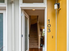 15212 NE 81st Way 103, Redmond WA 98052