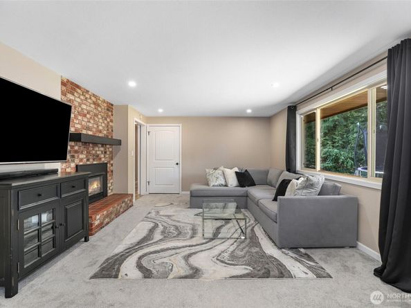 12850 SE 234th Street, Kent WA 98031