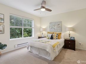 10176 156th Court NE 102, Redmond WA 98052