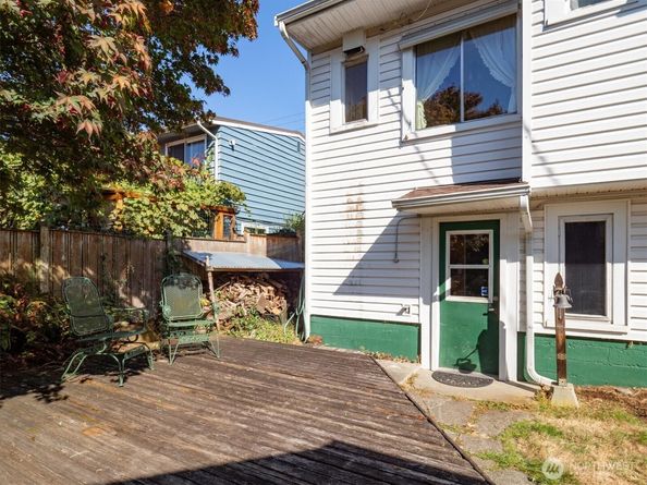 7003 40th Avenue NE, Seattle WA 98115